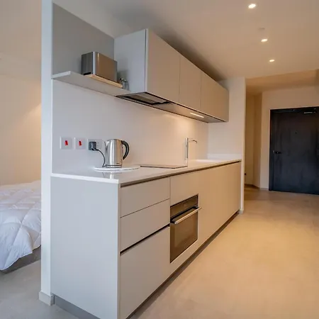 Beautiful Mercury With Pool Access By 360 Estates *