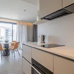 Beautiful Mercury With Pool Access By 360 Estates Lejlighed *