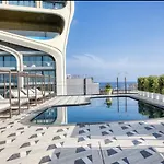 Beautiful Mercury With Pool Access By 360 Estates *