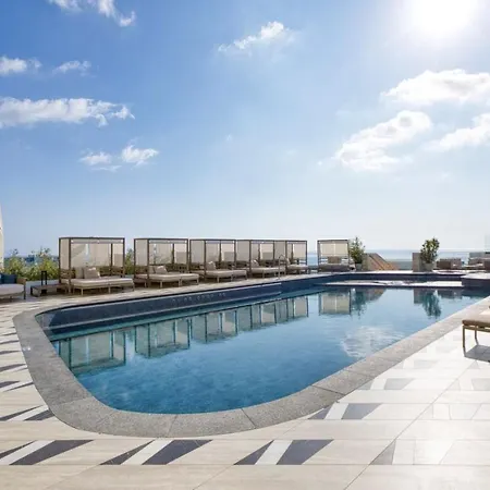 Beautiful Mercury With Pool Access By 360 Estates