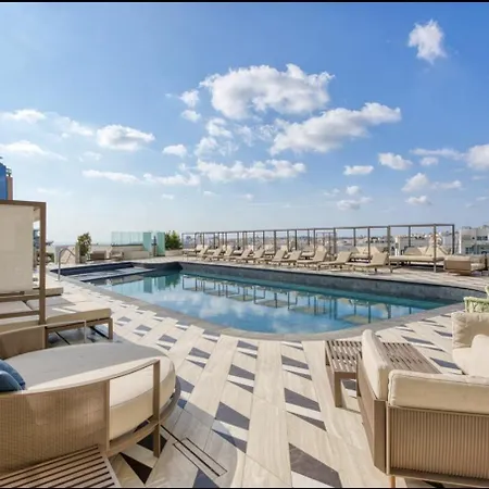 Beautiful Mercury With Pool Access By 360 Estates 아파트 *