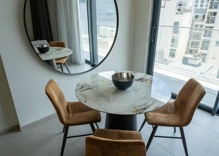 Beautiful Mercury With Pool Access By 360 Estates St. Julian's