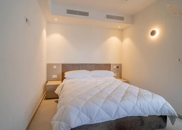 Beautiful Mercury With Pool Access By 360 Estates St. Julian's