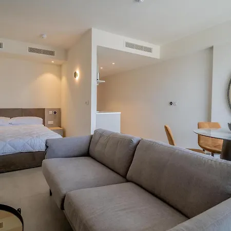 Beautiful Mercury With Pool Access By 360 Estates Appartement