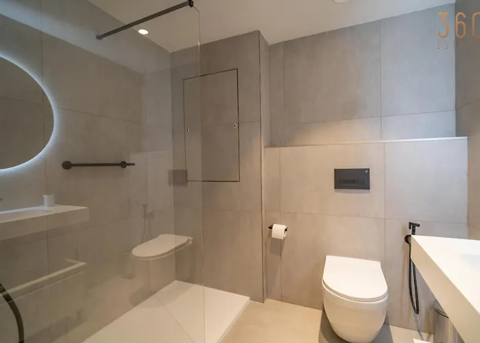 Apartment Beautiful Mercury With Pool Access By 360 Estates